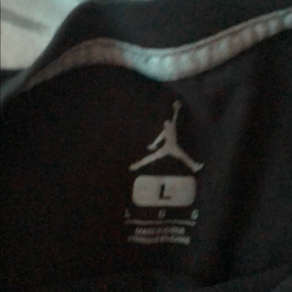 Jordan Shirt - Picture 3 of 4